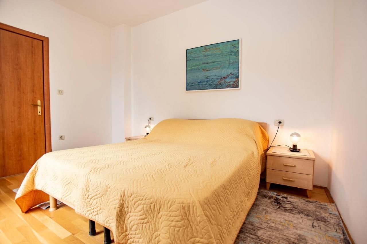 Apartments Maller Rovinj Bagian luar foto
