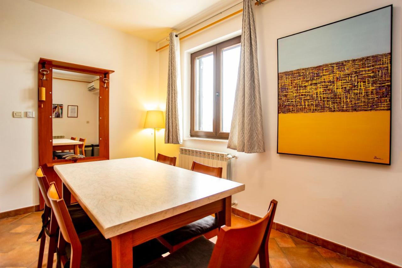 Apartments Maller Rovinj Bagian luar foto