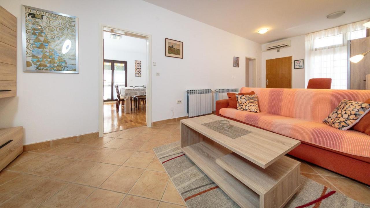 Apartments Maller Rovinj Bagian luar foto