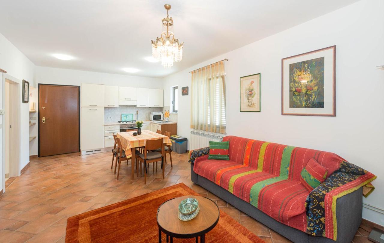 Apartments Maller Rovinj Bagian luar foto