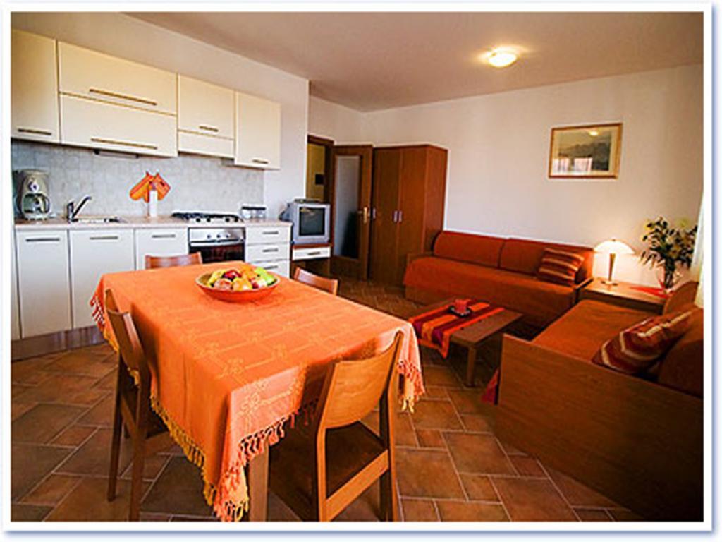 Apartments Maller Rovinj Bagian luar foto