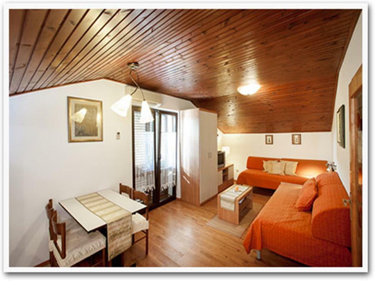 Apartments Maller Rovinj Ruang foto